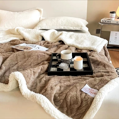 Patura cocolino cu blanita pufoasa, 200x230cm, pentru pat dublu, bej, Pucioasa LDP-PCB-bej