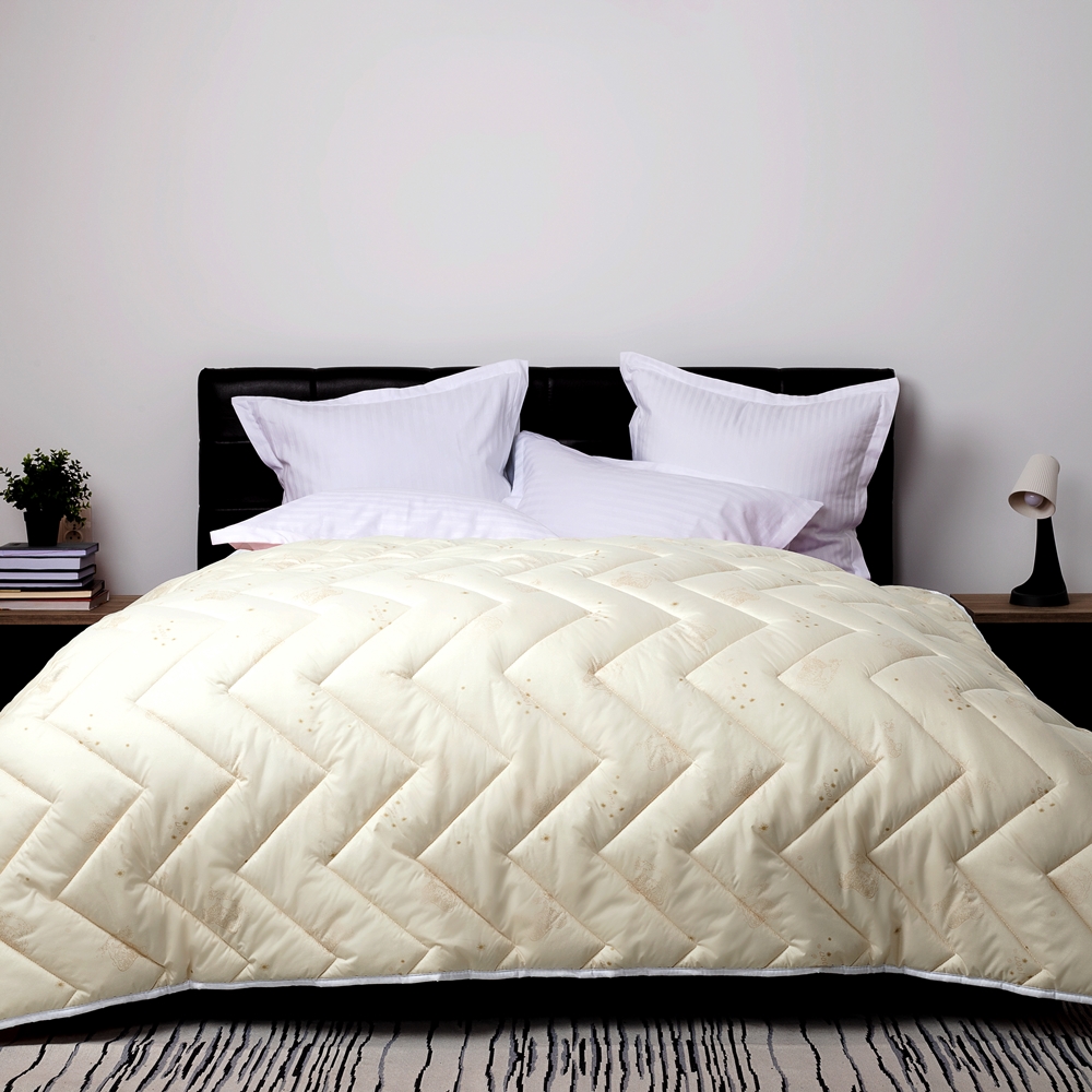 Pilota de iarna, matlasata, umplutura lana, invelis policoton, 140x210cm, crem, LDP-PIL-OITA-I-CREM-140 LDP-PIL-OITA-I-CREM-140