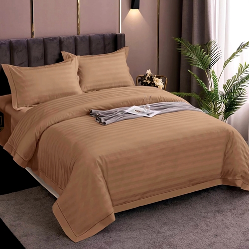 Lenjerie de pat Damasc, policoton, 4 piese, pentru pat dublu, maro deschis, LDP-POLI-MARO-DESCHIS-P65 LDP-POLI-MARO-DESCHIS-P65