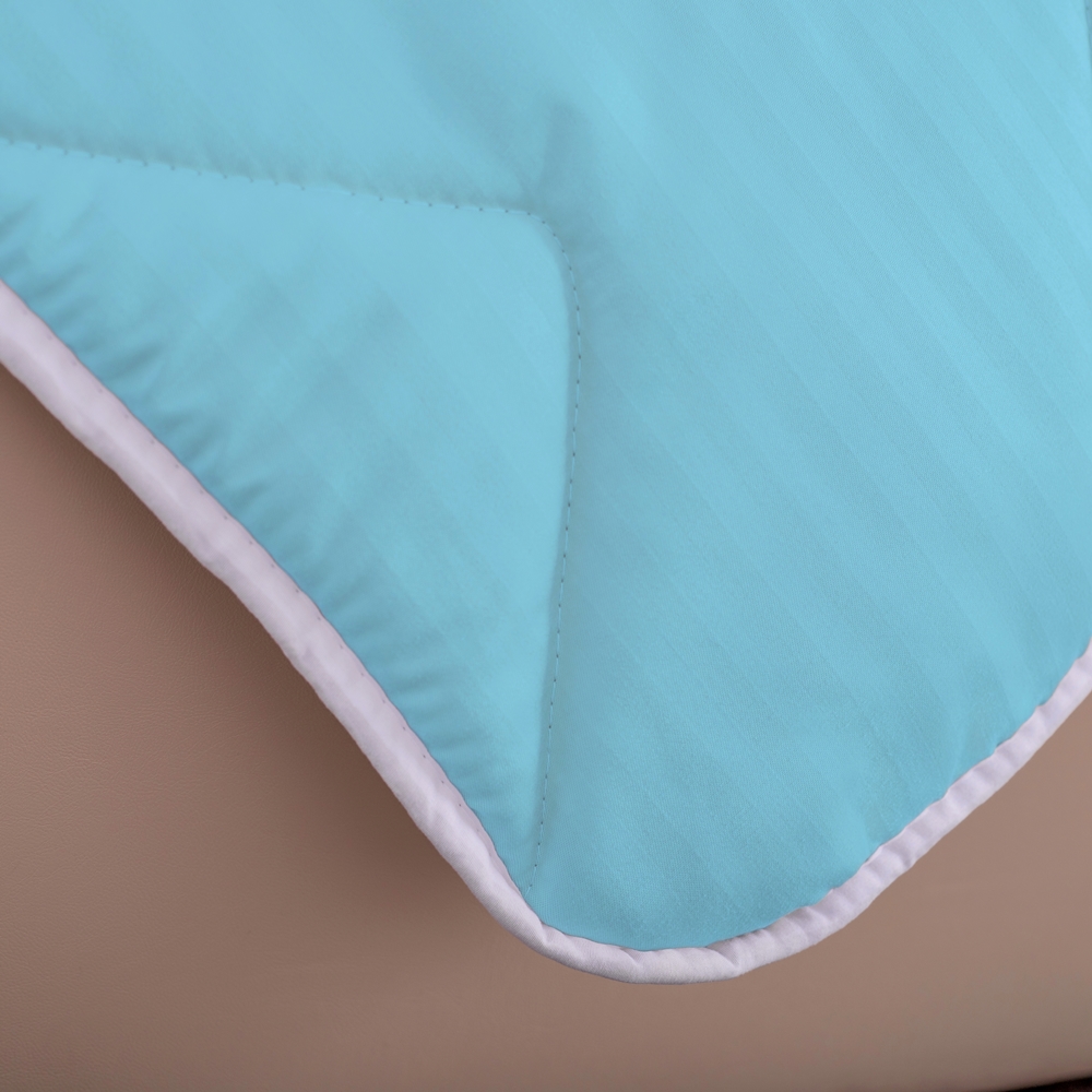 Set pilota de iarna, matlasata, umplutura lana, invelis damasc, policoton, 140x210cm, bleu + 2 perne matlasate, antialergice, 50x70cm, Pucioasa LDP-SETPP-POLI-I-BLEU-140